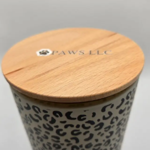 Luxe Cheetah Candle 12.7 oz Amber Vetiver